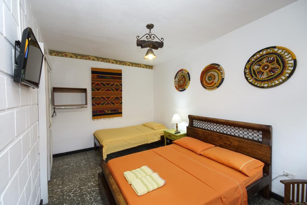 Casa Ruta Sur (Adults Only) Hotel Кали Екстериор снимка