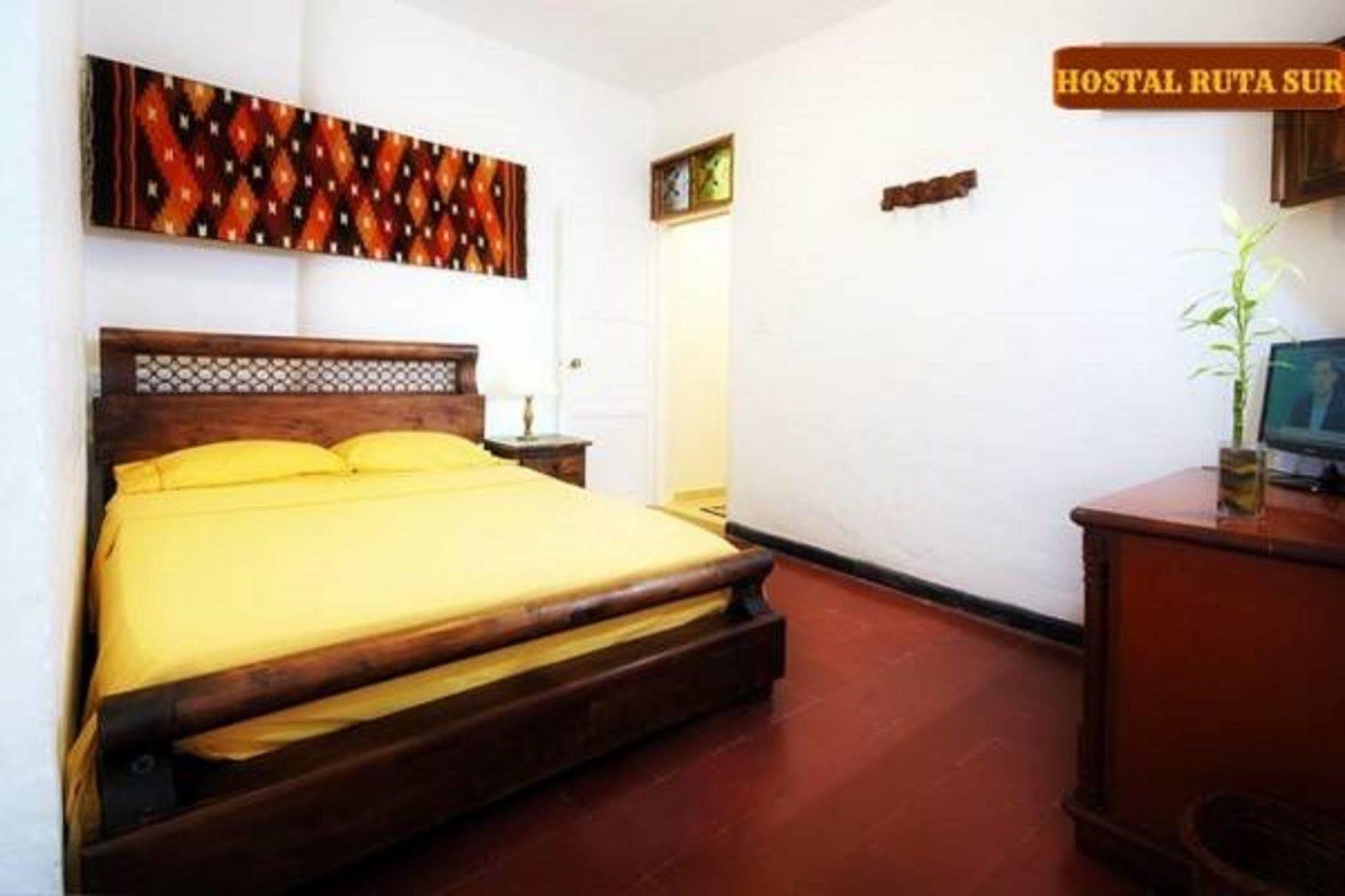 Casa Ruta Sur (Adults Only) Hotel Кали Екстериор снимка